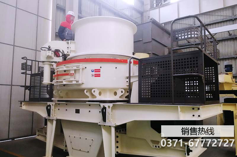 降低大型矿石反击式破碎机制砂效率的因素